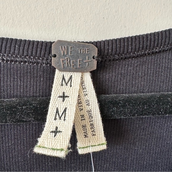 Nwt-free People Ribbed Black Ling Sleeve Henley (Size: Medium) - Picture 9 of 9